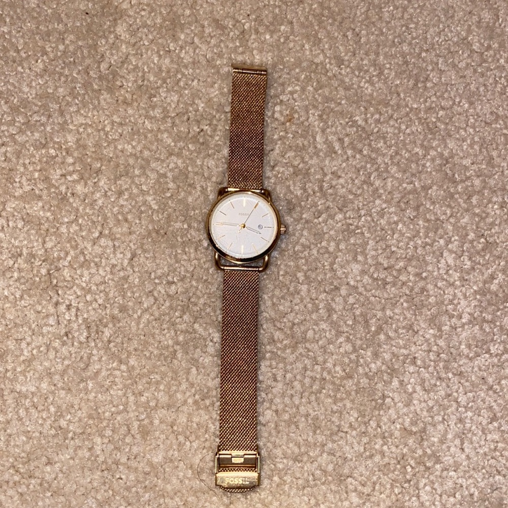 Fossil watch gold mesh band